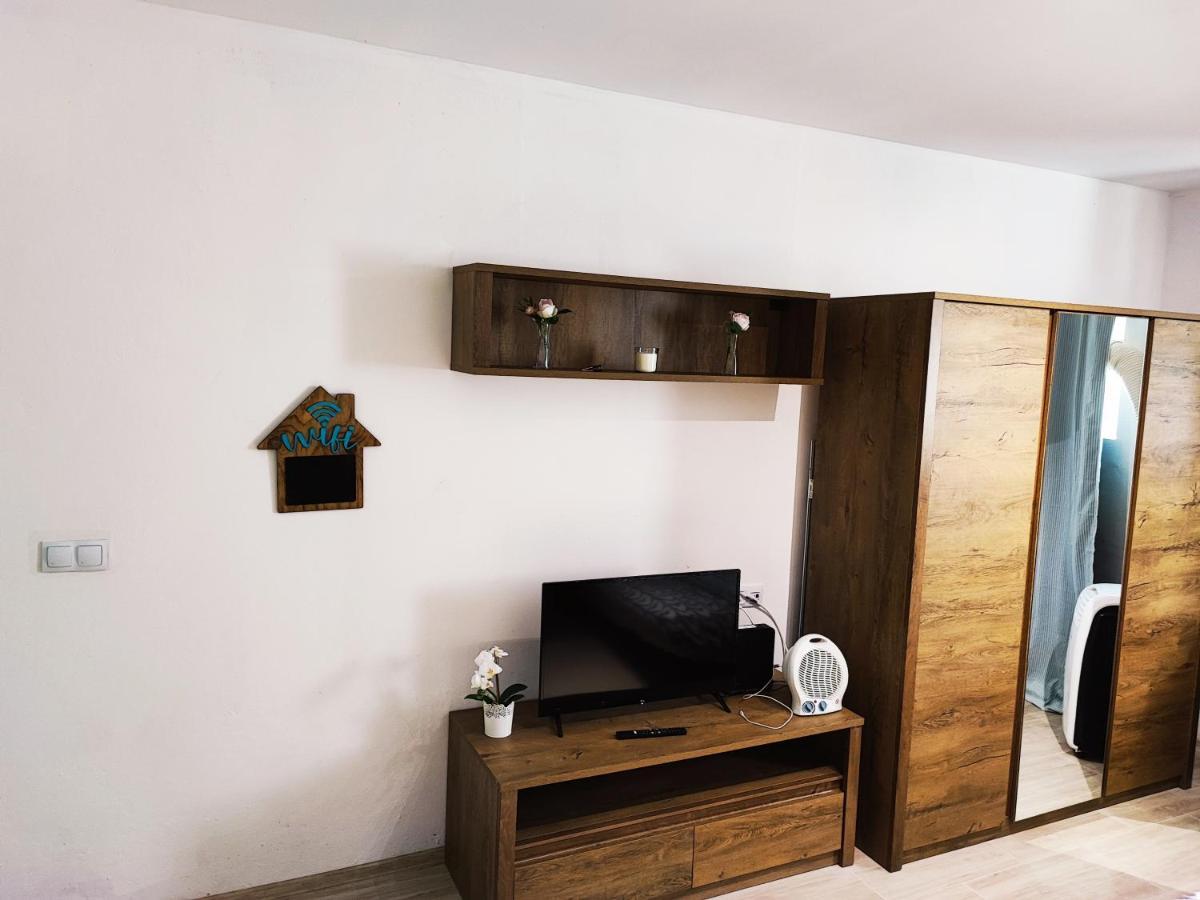 Appartement White Rose Studio Basement à Budapest Extérieur photo
